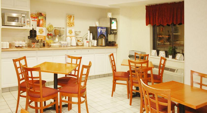 Baymont By Wyndham At Of Delaware Hotel Newark